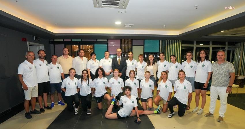 Gaziemir Belediyesi Spor Kulübü Kadın Atletizm Takımı, Türkiye’nin en iyi