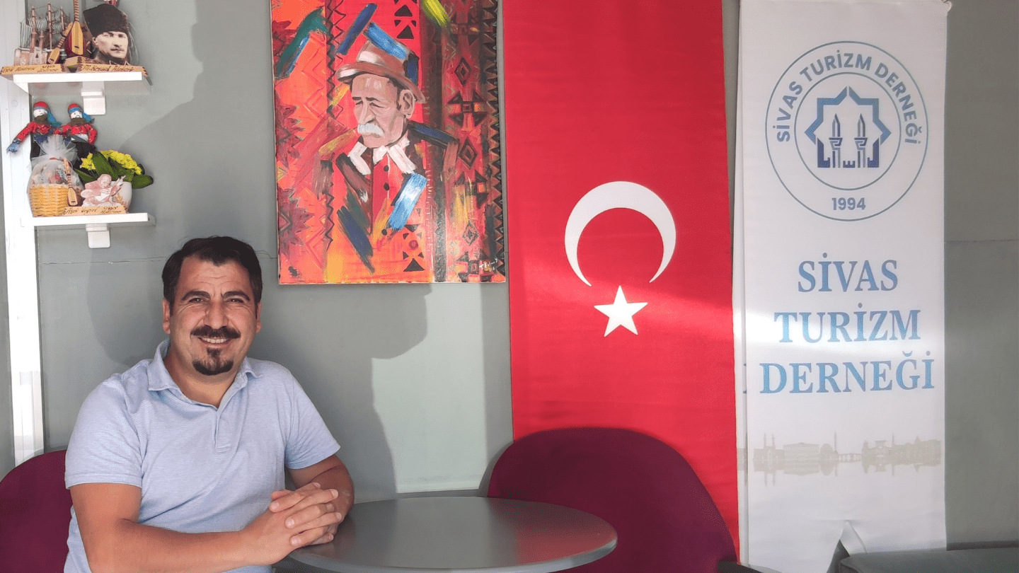 Sivas Turizm Derneği Başkanı Gazeteci Hakan Bakar, 24 Temmuz Gazeteciler
