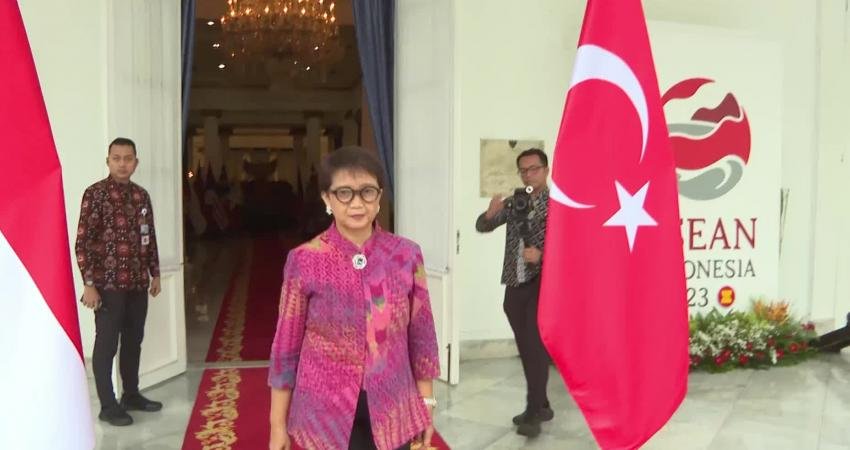 Dışişleri Bakanı Hakan Fidan, Endonezya Dışişleri Bakanı Retno Marsudi ile