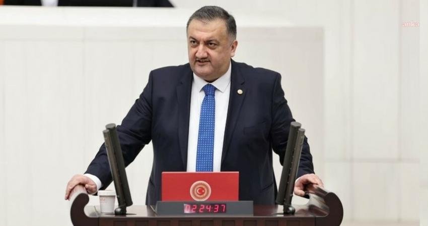 Hasan Karal’dan Bakan Yumaklı’ya: “Kirazını Maliyetinin Çok Altında Satmak Zorunda Kalan Çiftçilerin Mağduriyetlerinin Giderilmesine Yönelik Acil Bir Planlama Var Mı” Demokrasi ve Atılım (DEVA) Partisi İstanbul Milletvekili Hasan Karal, Tarım