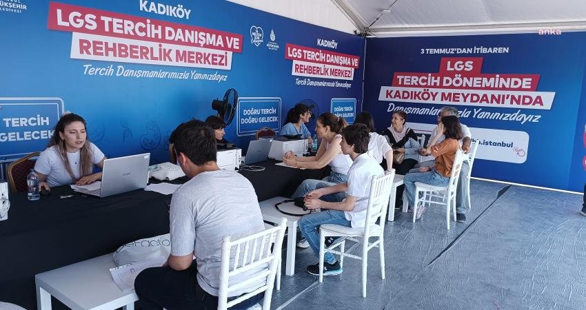 İbb’den Öğrencilere Lgs Danışmanlık Hizmeti İstanbul Büyükşehir Belediyesi (İBB), Liselere Geçiş Sistemi (LGS) sonuçlarının açıklanmasının