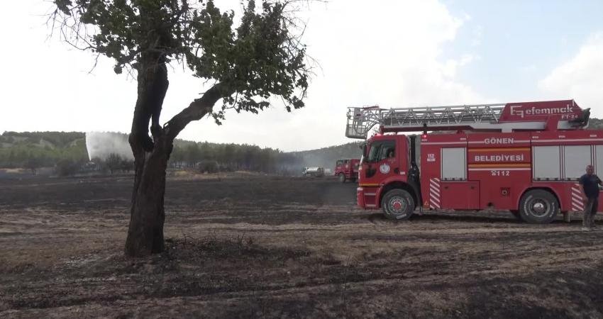 Isparta’nın Gönen ilçesinde ormanlık alanda çıkan yangın söndürüldü. Yangında 150