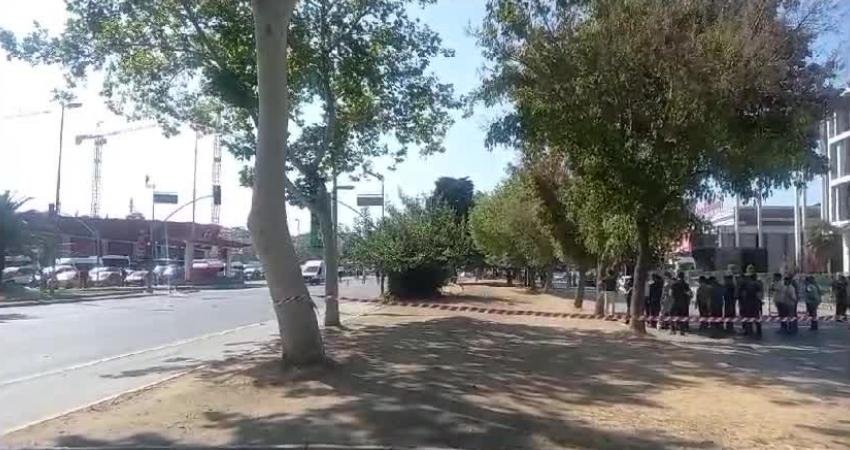 İstanbul Emniyet Müdürlüğü'nün yanında bulunan, İçişleri Bakanlığı Göç İdaresi binasının