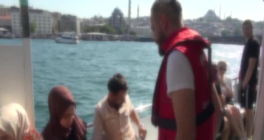 İstanbul'da pasaport ve ikamet izni kontrolü yapılan yabancı uyruklu bin