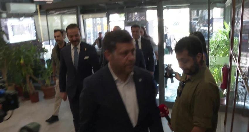 İYİ PARTİ Genel Başkanı Akşener, Gelecek Partisi Genel Başkanı Davutoğlu ile Görüştü İYİ Parti Genel Başkanı Meral Akşener, Gelecek Partisi Genel Başkanı