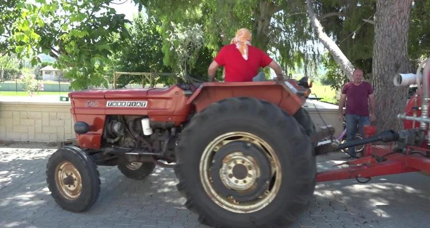 İzmir’de yaşayan Sevil ve Kemal Duman, Urla’da yangınlara da birlikte