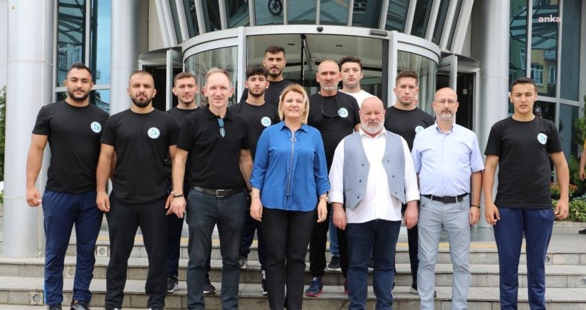 İzmit Belediye Başkanı Fatma Kaplan Hürriyet, Tarihi Kırkpınar Yağlı Güreşleri’nde