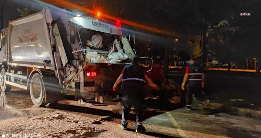 İzmit Belediyesi Temizlik İşleri Müdürlüğü ekipleri, Kurban Bayramı boyunca 300