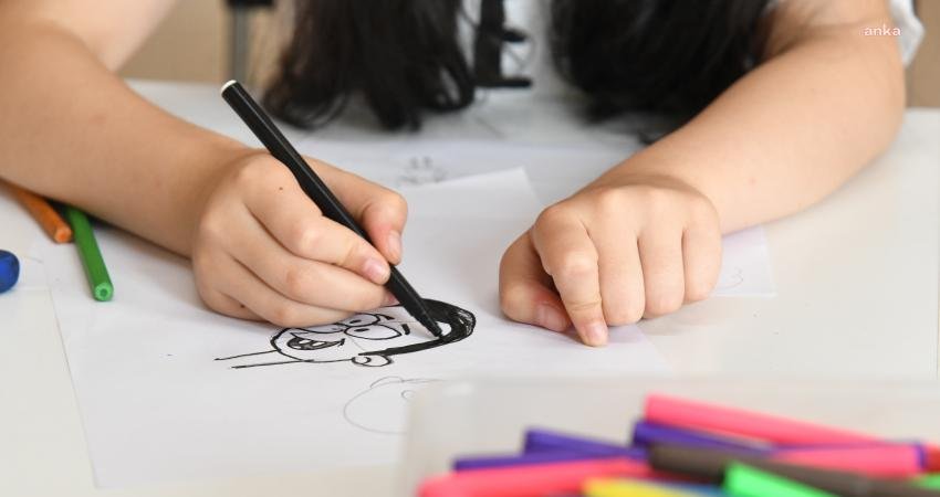 Kadıköy Belediyesi Karikatür Evi Yaz Atölyeleri’nin ilk dönemi yaklaşık 200