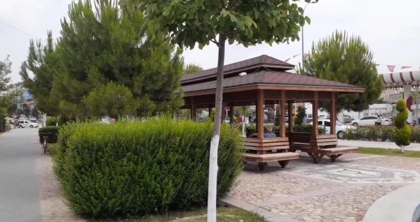 Kadirlili Emekli Vatandaş: “Para Pul Oldu Hala Emekliye Bir Şey Vermedi” Osmaniye'nin Kadirli ilçesinde yaşayan emekli vatandaşlar maaşlarına yapılacak zamma tepki