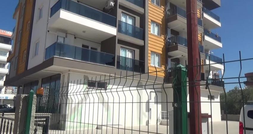 Osmaniye’nin Kadirli ilçesinde aylardır elektrik hizmeti alamayan vatandaşlar ve esnaf