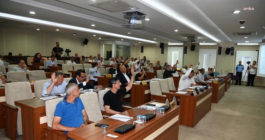 Karabağlar’da Projeler Son Sürat Devam Ediyor Karabağlar Belediye Meclisi’nin temmuz ayı toplantısı, Karabağlar Belediye Başkanı Muhittin
