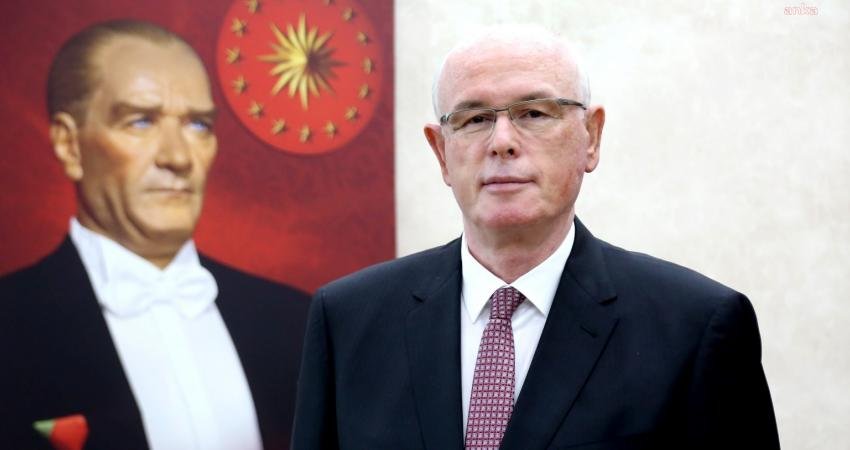 Kazım Kurt: “Gazetecilere Mesleklerini Özgürce Yapabildikleri Bir Türkiye ve Dünya Diliyorum” Odunpazarı Belediye Başkanı Kazım Kurt, 24 Temmuz Gazeteciler ve Basın