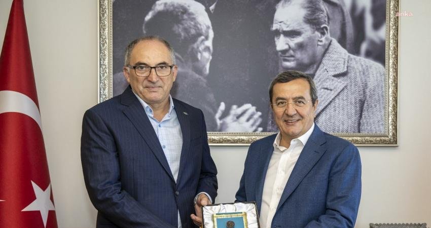 Prizren Belediye Başkanı Shaqir Totaj ile Prizren Belediye Meclisi Başkanı