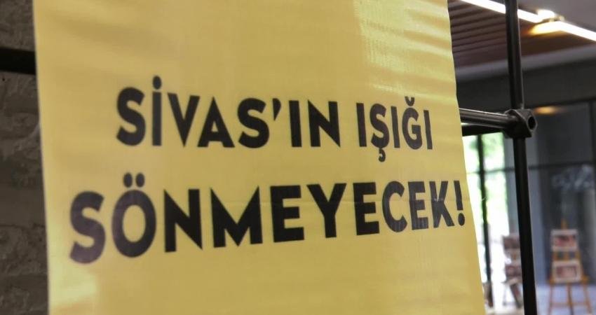 Konyaaltı Belediyesi ev sahipliğinde Madımak Katliamı’nın 30’uncu yılı dolayısıyla düzenlenen