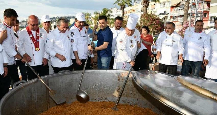 Kuşadası, Sokak Festivali coşkusunu bu yıl ikinci kez yaşayacak. Kuşadası’nda