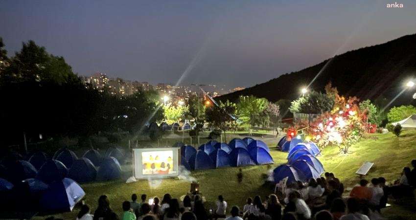 Maltepe Belediyesi’nin Maltepeli çocuklar için ücretsiz düzenlediği 'Gençlik Kampı' başladı.