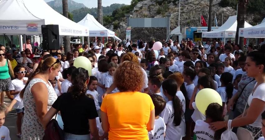 Marmaris Belediyesi tarafından bu yıl üçüncüsü düzenlenen ücretsiz yaz kursları