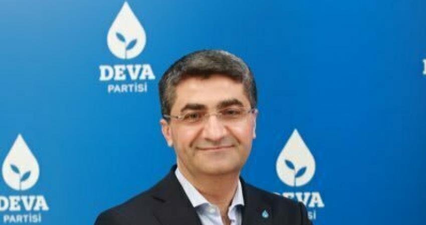 Demokrasi ve Atılım (DEVA) Partisi Mersin Milletvekili Mehmet Emin Ekmen,