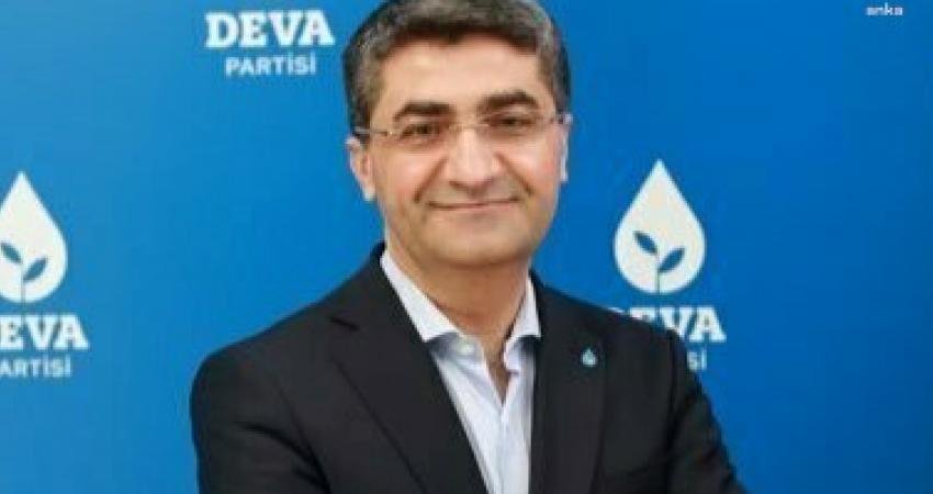 Mehmet Emin Ekmen’den Bakan Uraloğlu ve Bakan Bolat’a: “Mersin Limanı’nda ‘Yanaşma Penceresi’ Adı Altında Talep Edilen Ücret, Yapılan Sözleşmelere Uygun Mu” Demokrasi ve Atılım (DEVA) Partisi Mersin Milletvekili Mehmet Emin Ekmen,