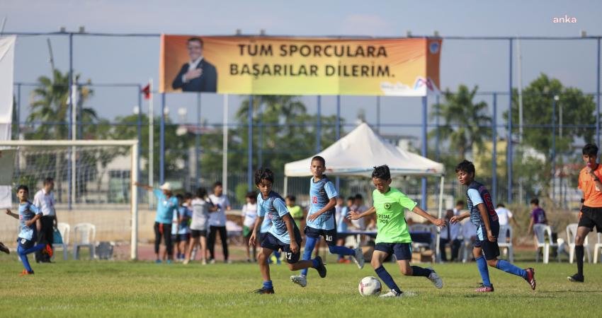 Mersin Büyükşehir Belediyesi, kentte hem sporu yaygınlaştırmak hem de teşvik
