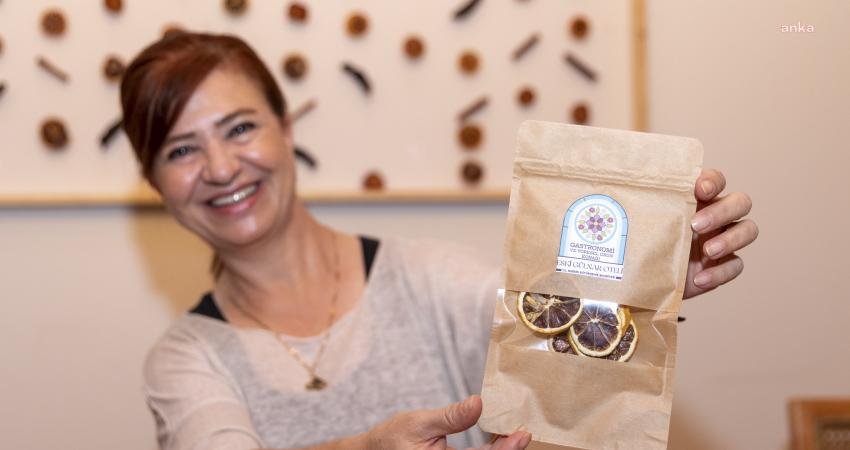 Mersin Büyükşehir Belediyesi, hayata geçirdiği projelerle Mersinli üreticinin yanında olmaya