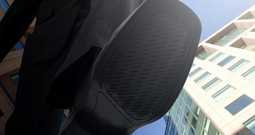 Mikroplar, Üzerlerine Bastığımızda Ezilip Ölür Mü; Yoksa Bundan Sağ Çıkmayı Başarabilir Mi? Mikroplar ve bakteriler her yerde... Peki onların üzerine ayağımızla bastığımızda