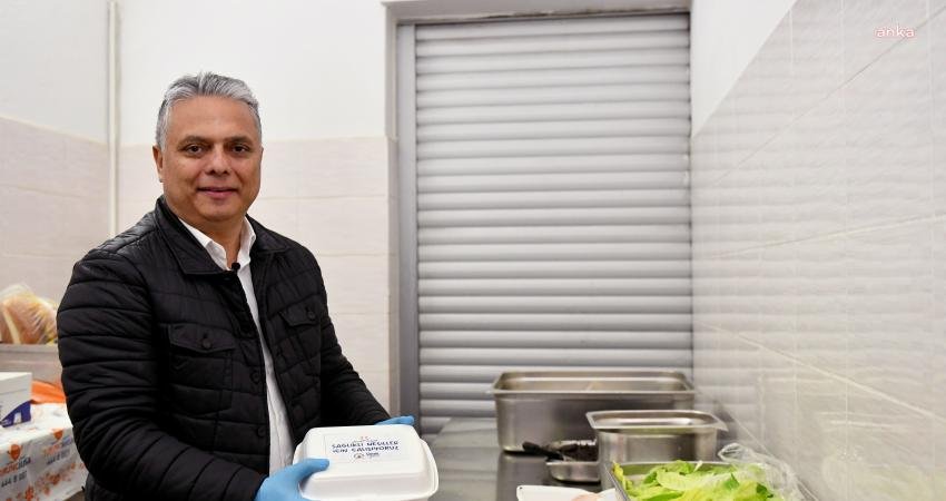 Muratpaşa Belediyesi’nden 1 Yılda 1800 Öğrenciye Beslenme Desteği Muratpaşa Belediyesi, 16 Haziran’da sona eren eğitim ve öğretimin yılında