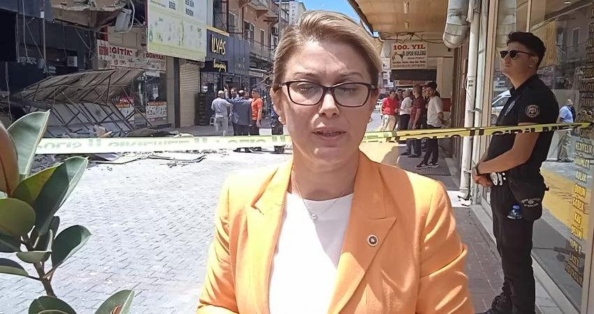 Osmaniye’de Depremde Ağır Hasar Alan İş Yeri Yıkılan Esnaf: “Hiçbir Kurumu Yanımızda Göremedik. Biz Burada Mağduruz” Kahramanmaraş merkezli depremlerde Osmaniye'de ağır hasar alan bir bina dün