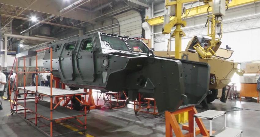 Türkiye'nin global kara sistemleri üreticisi Otokar, Sakarya fabrikasında ürettiği ilk