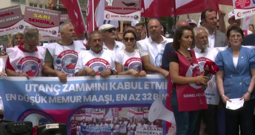 Birleşik Kamu İş Konfederasyonu'na bağlı sendikalara üye sağlık çalışanları, memur