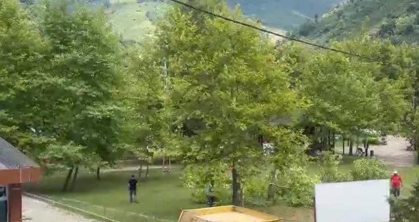 Samsun’un Ayvacık ilçesindeki Orhangazi Mahallesindeki parkın Ayvacık Belediyesi tarafından Gençlik