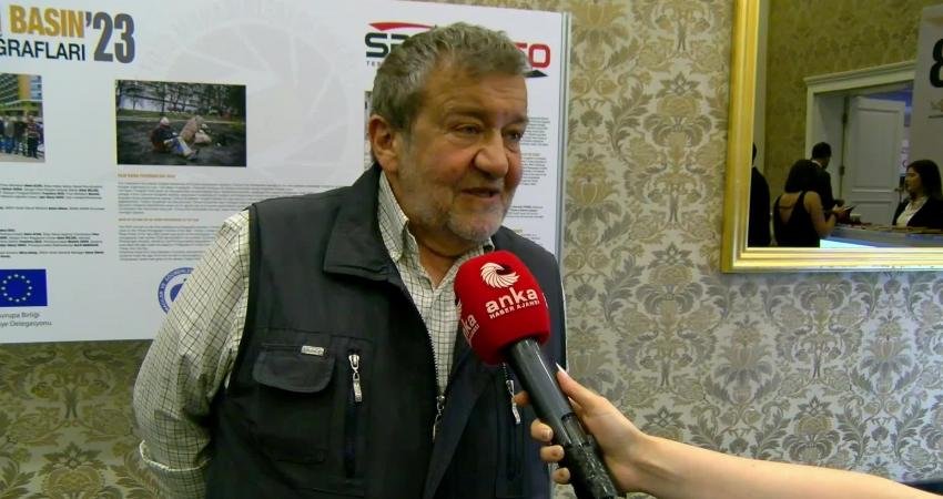 Savaş muhabiri, belgesel film ve televizyon yapımcısı Coşkun Aral, Türkiye