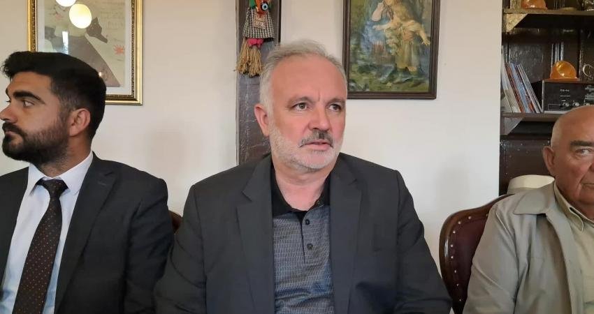 Ses Partisi Genel Başkanı Ayhan Bilgen: “Davamız Muhtemelen Ağustos Ayında Bitecek. Suçsuz Olduğumuz Ortaya Çıkacak” Türkiye’nin Sesi (SES) Partisi Genel Başkanı Ayhan Bilgen, "Kayyum atanarak