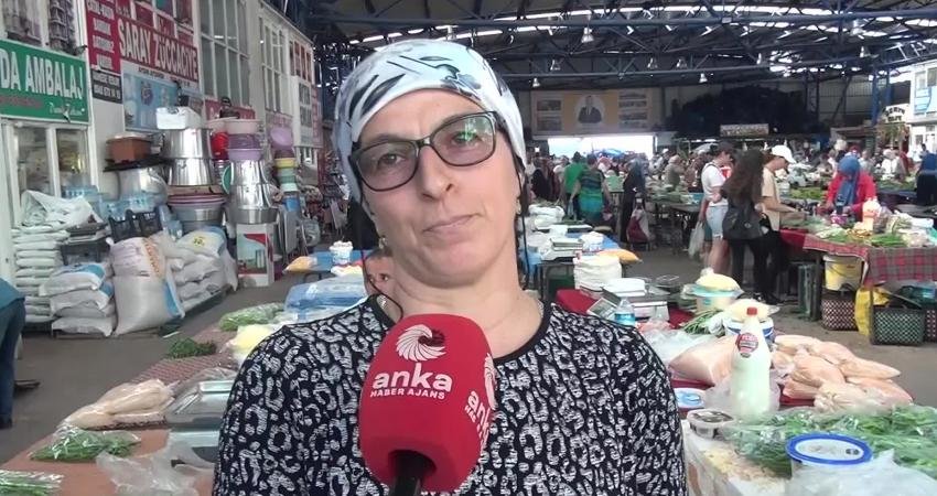 Sinoplu pazarcı Güler Gördan, "Bu seneki durumlar bizi hiç mutlu