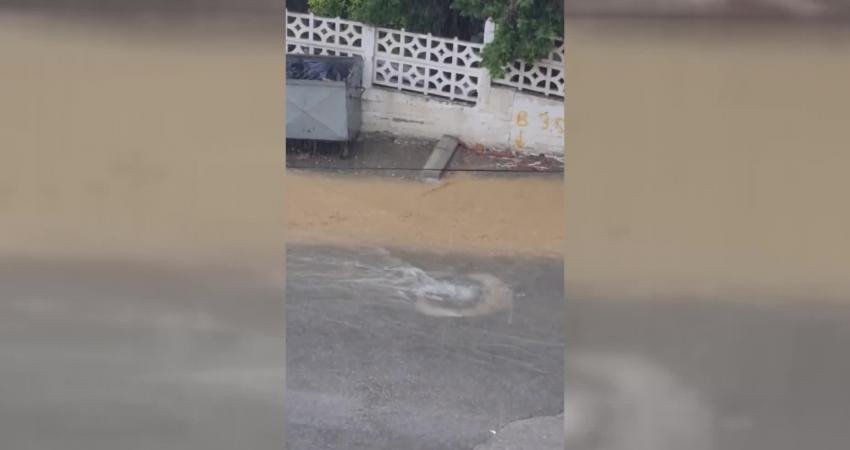 Bunaltıcı havaların ardından Sinop’ta sabah saatlerinden itibaren şiddetli yağış hakim