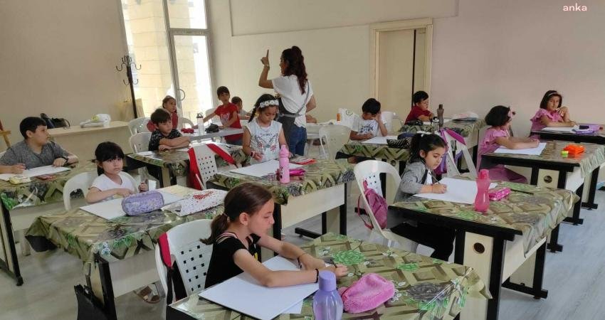 Söke Belediyesi’nin Yaz Okulu eğitime başladı. Söke Belediyesi ve Halk