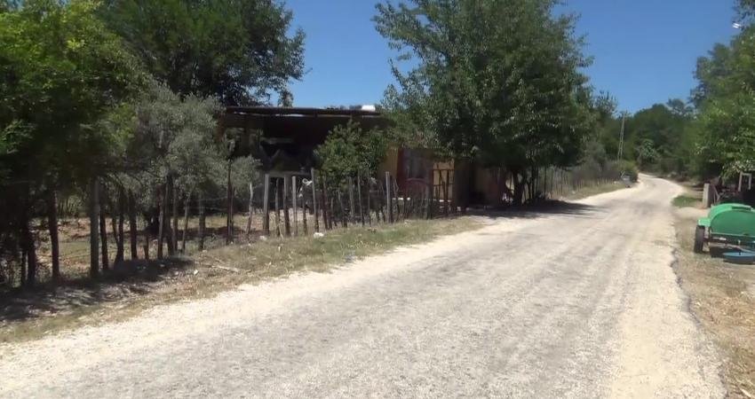 Osmaniye’nin Kadirli ilçesinde bazı köylerde yaşanan içme suyu sıkıntısına vatandaşlardan
