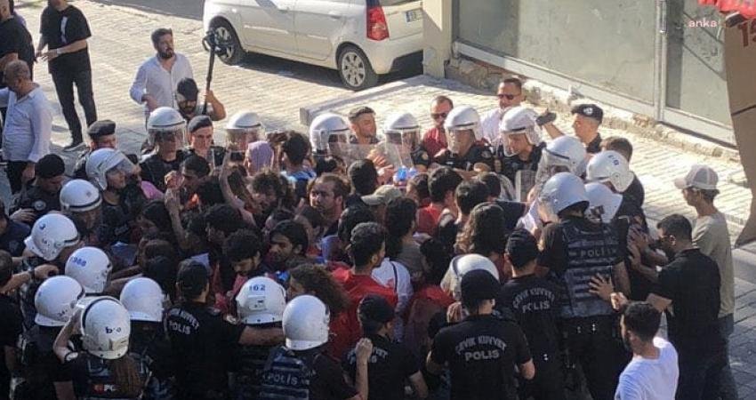 Suruç Katliamı’nın 8’inci yıl dönümünde yapılacak anma için dün İstanbul'da