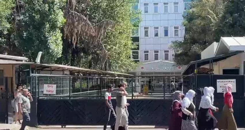 Tahir Elçi Davasının 7. Duruşması Başladı Diyarbakır Baro Başkanı Tahir Elçi'nin, 2015'te tarihi Dört Ayaklı Minare