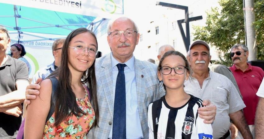 Tekirdağ Büyükşehir Belediyesi, Şarköy ilçesindeki Atatürk Caddesi’ni törenle hizmete açtı.