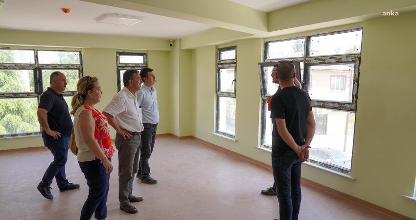 Tepebaşı Belediye Başkanı Ahmet Ataç, Fevzi Çakmak Mahallesi’nde yapımı tamamlanan