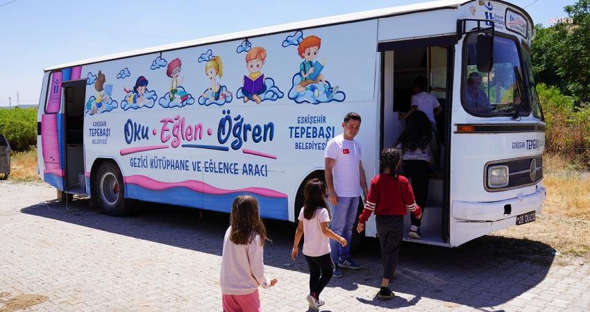 Tepebaşı Belediyesi’nin, kırsal mahallelerdeki çocukların yaz tatilini verimli geçirebilmeleri için
