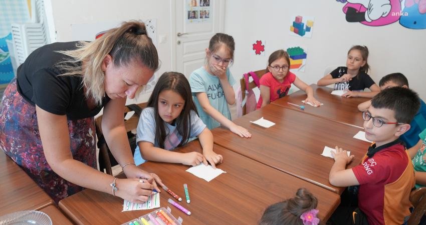 Tepebaşı Belediyesi tarafından Çocuk Sanat ve Kültür Merkezleri'nde düzenlenen yaz