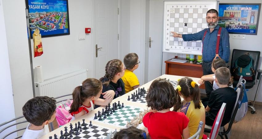 Eskişehir, Tepebaşı Belediyesi bünyesinde bulunan Belde Evleri ve Deneyimli Kafelerde