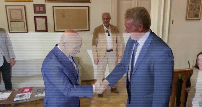 İzmir Büyükşehir Belediye Başkanı Tunç Soyer, Amerika Birleşik Devletleri’nin Türkiye