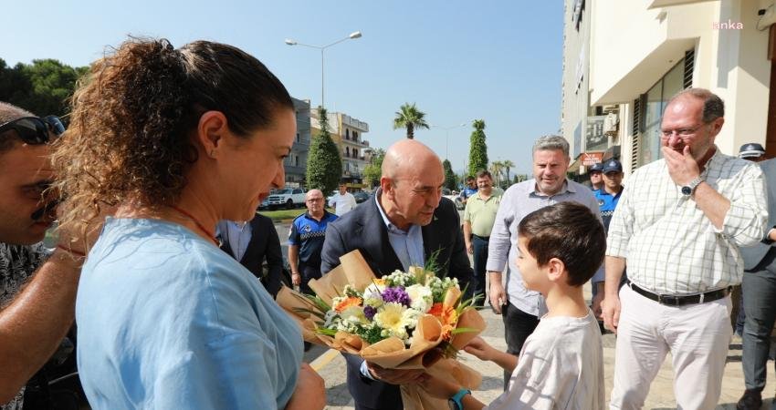 İzmir Büyükşehir Belediye Başkanı Tunç Soyer, Selçuk’ta mahalle muhtarlarıyla bir