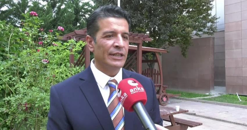 CHP Genel Merkezi'ndeki belediye başkanları toplantısına katılan Antalya Döşemealtı Belediye