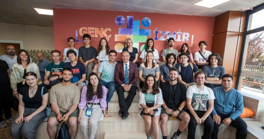 Kamu Teknoloji Platformu tarafından hazırlanan “Üniversiteli Dostu Büyükşehir Belediyeleri” raporu