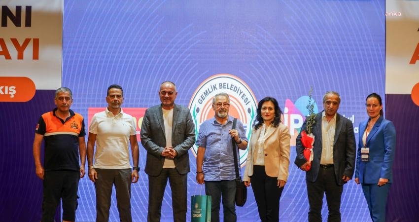 Uzman İsimler, Gemlik’te Düzenlenen Çalıştayda, Afetlere Karşı Alınacak Tedbirleri Konuştu Gemlik Belediyesi öncülüğünde, İstanbul Planlama Ajansı ve TMMOB’un katkılarıyla düzenlenen